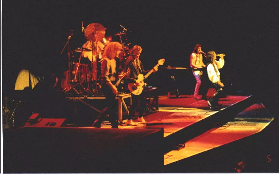 The Storm Onstage (L-R) Josh Ramos, Ron Wikso, Ross Valory, Gregg Rolie, Kevin Chalfant